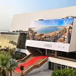 Wow* Mer/piscine/climat/parking * Cannes