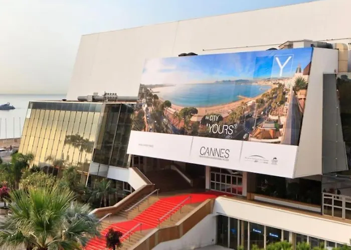 Wow* Mer/piscine/climat/parking * Cannes
